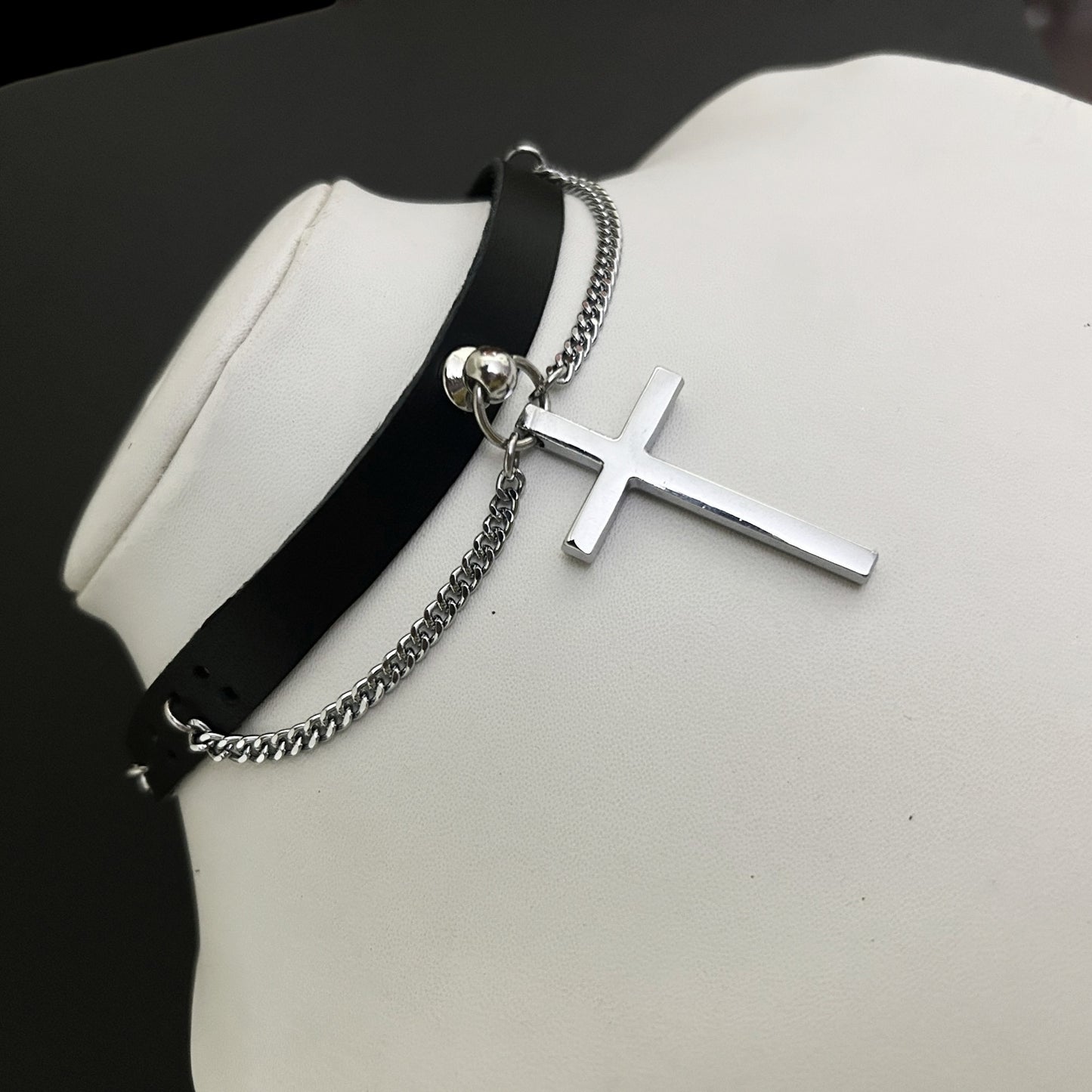 Saint N' Sinner Cross Collar