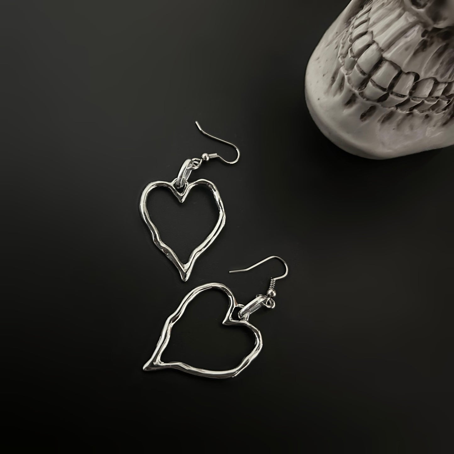 Silver Ruin Heart Drops