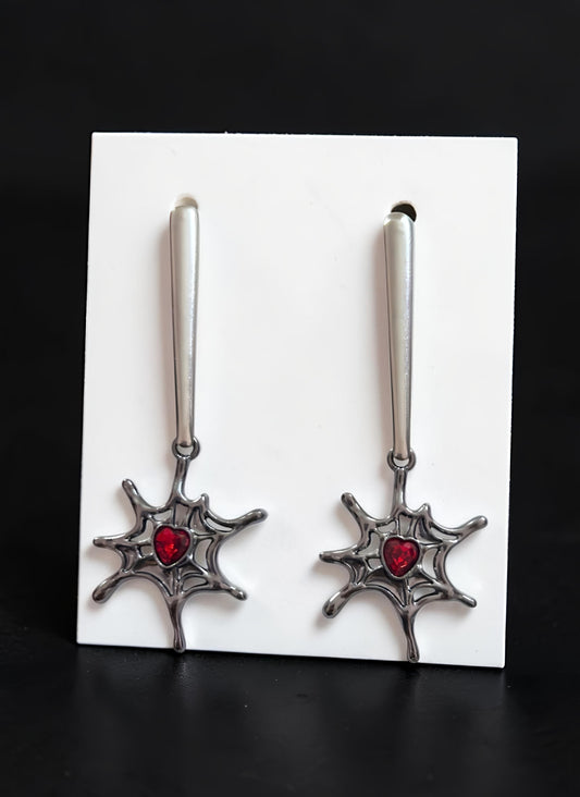 Venom Heart Drop Studs