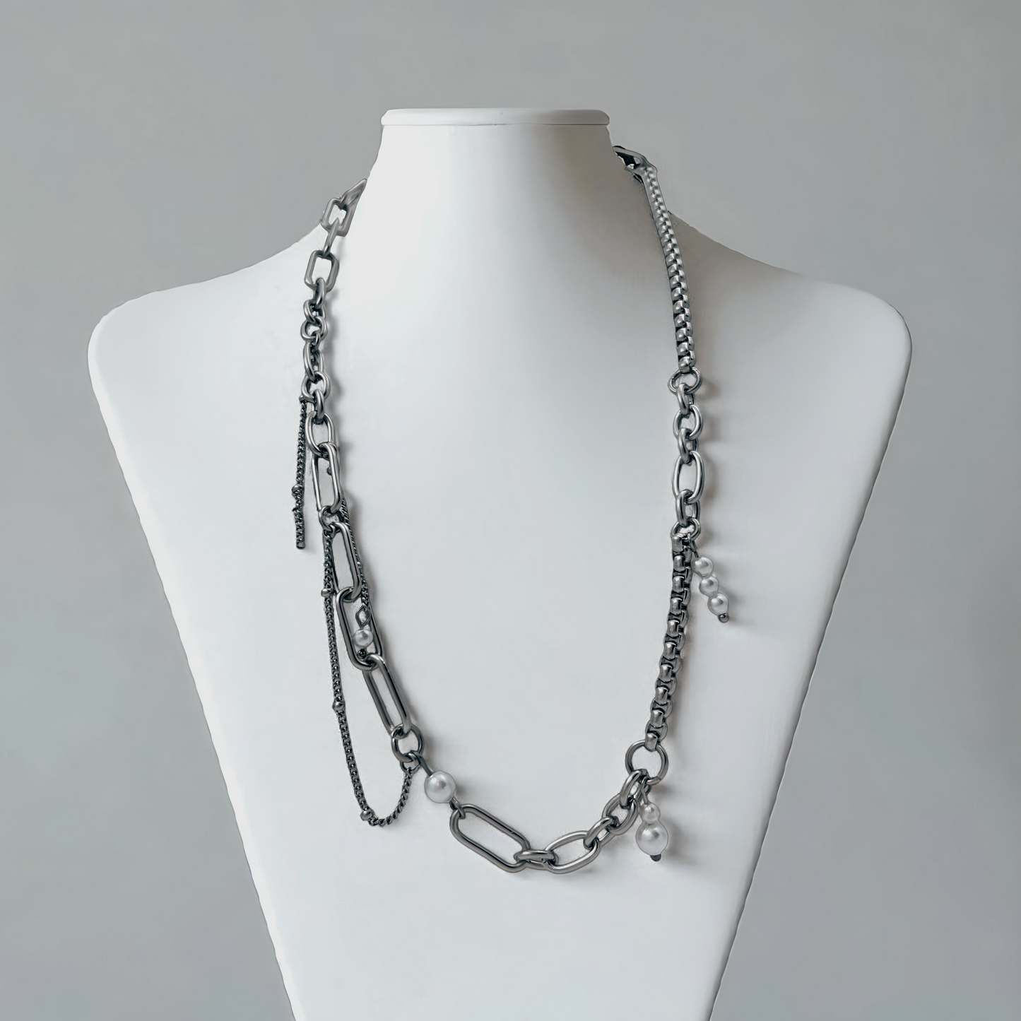 Morrowind Pearl Necklace
